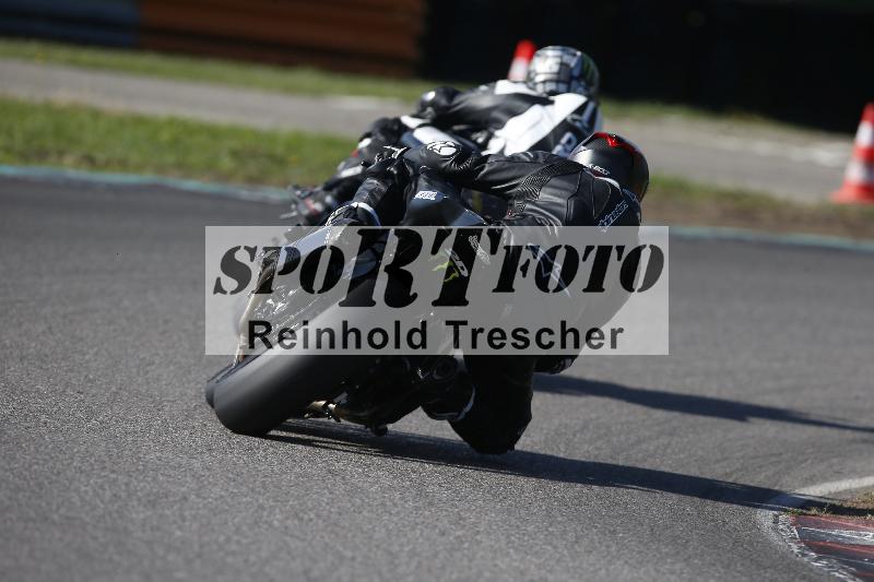 /Archiv-2023/75 29.09.2023 Speer Racing ADR/Gruppe gelb/backside